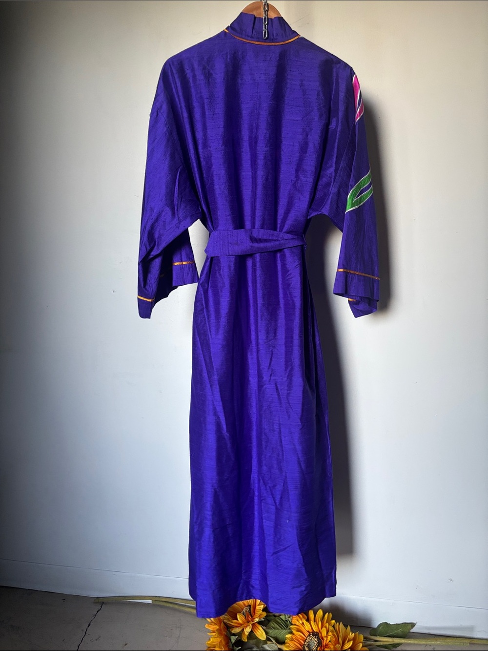 Vintage Natori 100% Silk Floral Embroidered Robe Coverup Coat - Picture 7 of 10